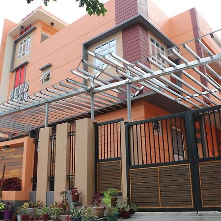 Anicia Guesthouse Rooms Paranaque City ภายนอก รูปภาพ