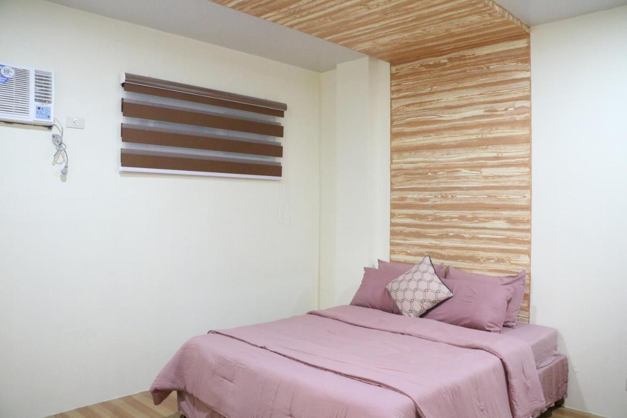 Anicia Guesthouse Rooms Paranaque City ภายนอก รูปภาพ