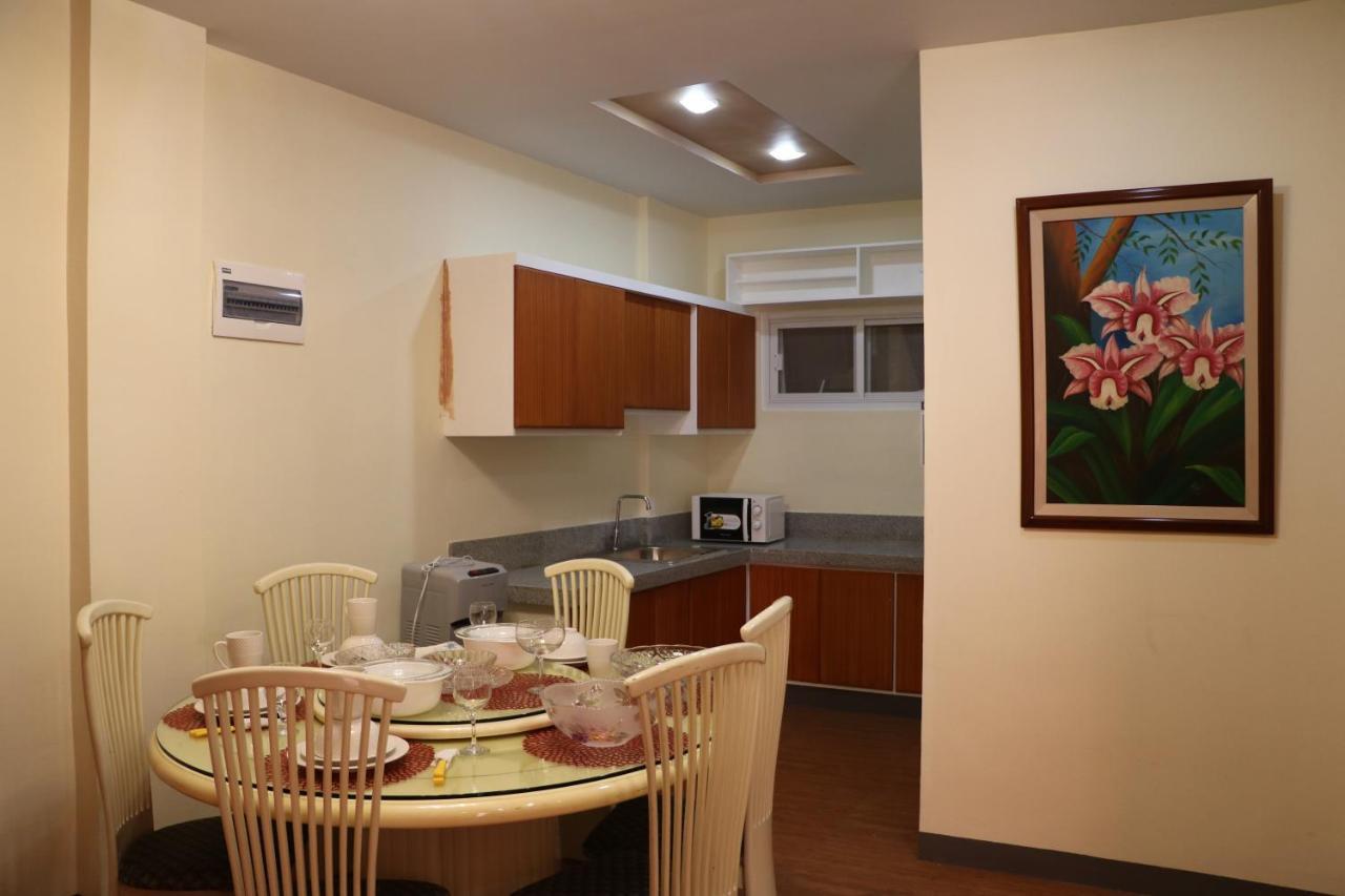 Anicia Guesthouse Rooms Paranaque City ภายนอก รูปภาพ