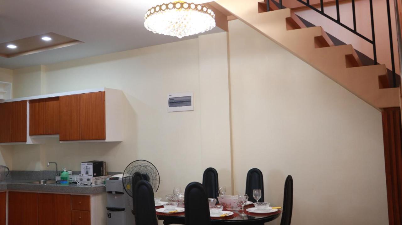 Anicia Guesthouse Rooms Paranaque City ภายนอก รูปภาพ