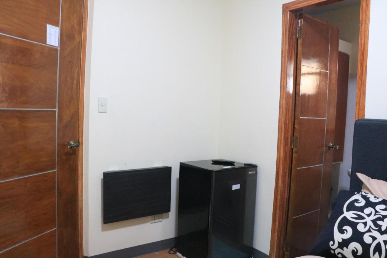 Anicia Guesthouse Rooms Paranaque City ภายนอก รูปภาพ