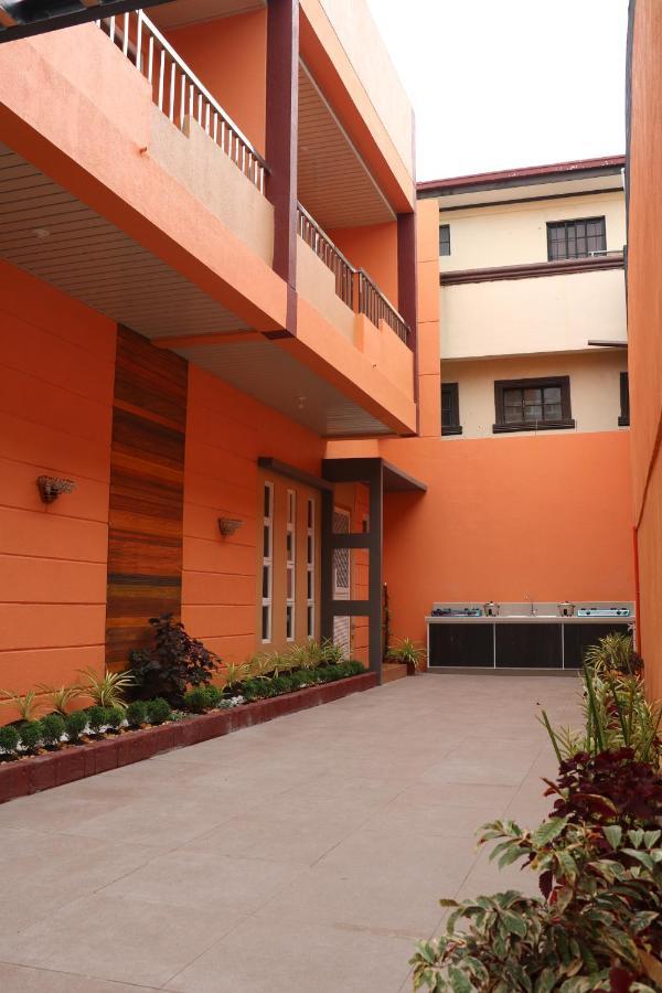 Anicia Guesthouse Rooms Paranaque City ภายนอก รูปภาพ