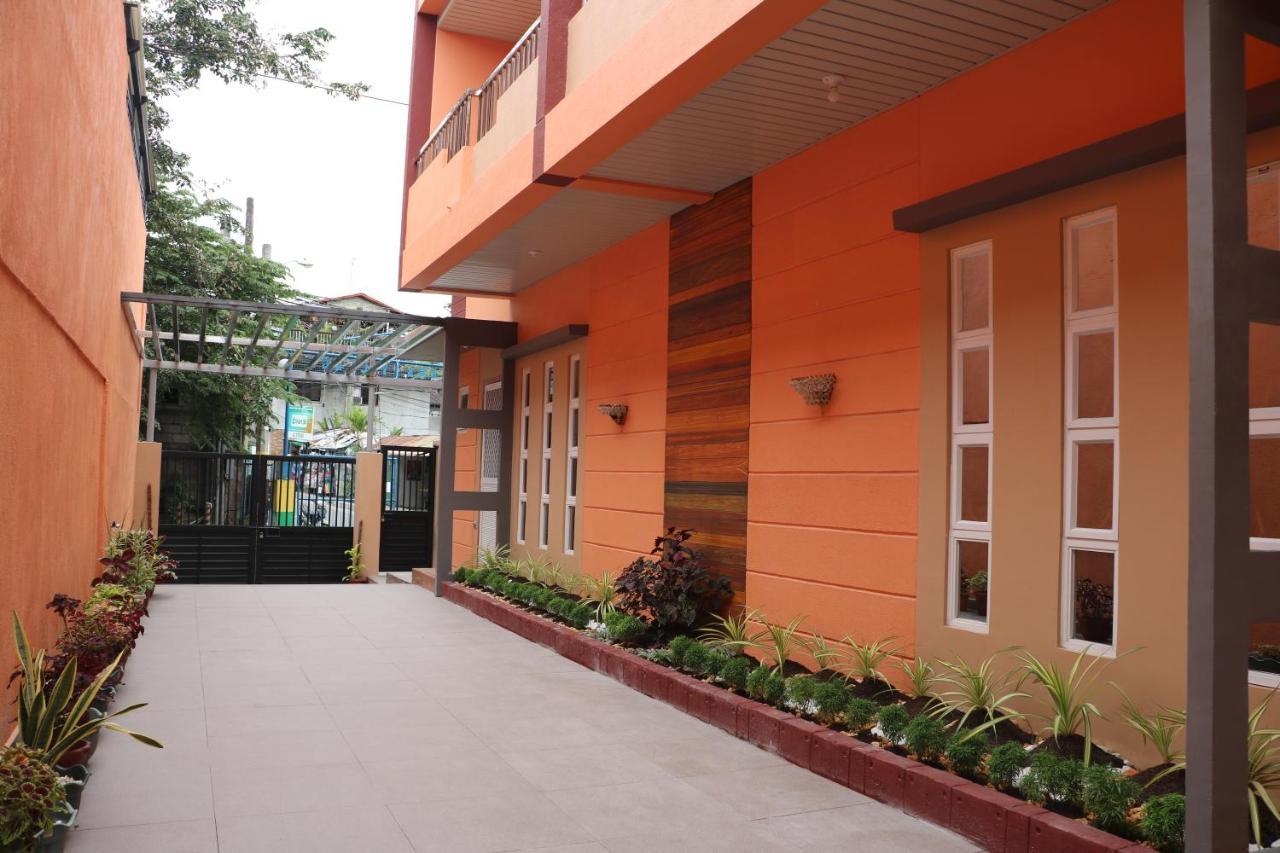 Anicia Guesthouse Rooms Paranaque City ภายนอก รูปภาพ